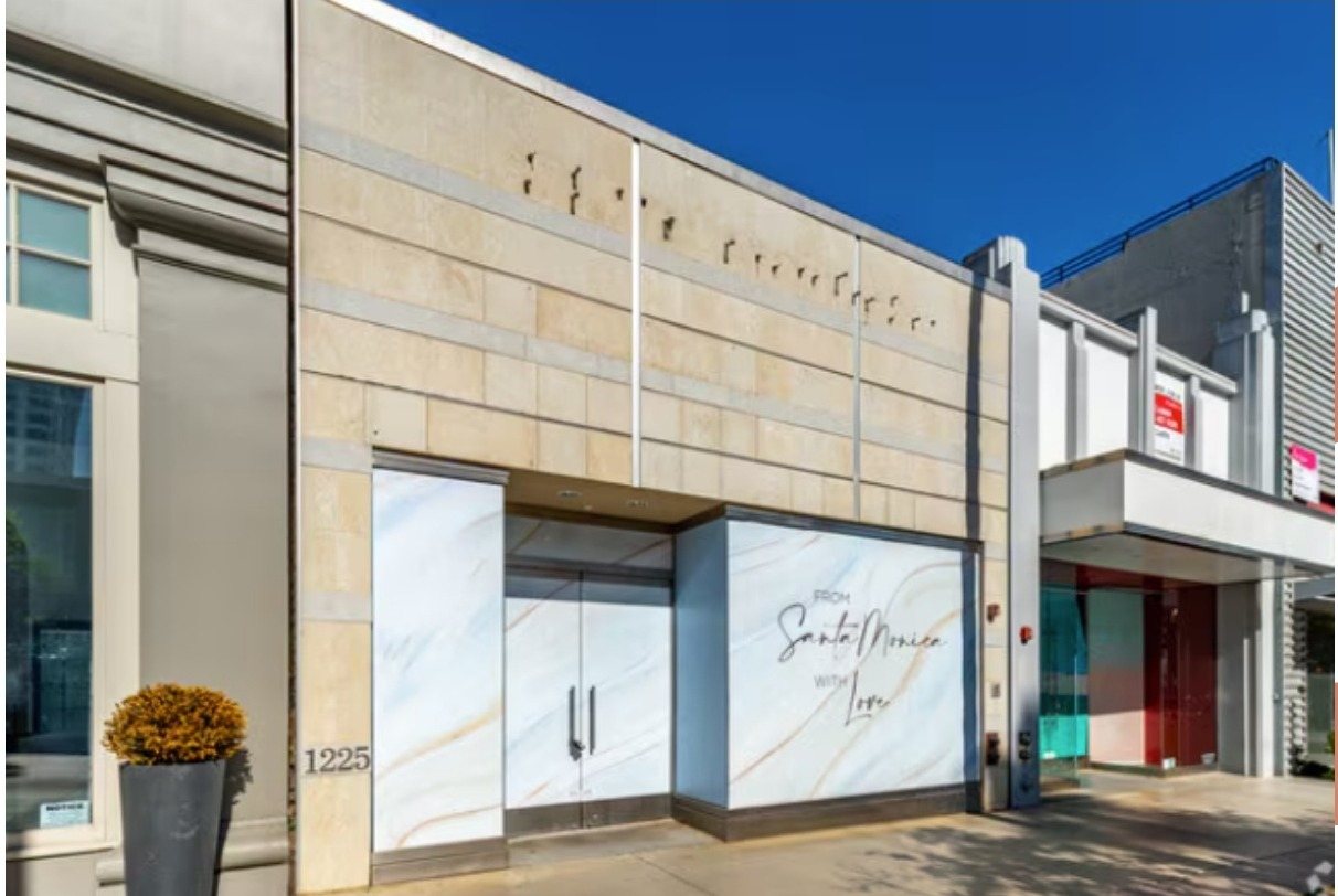 Storefront of 1225 Third Street Promenade